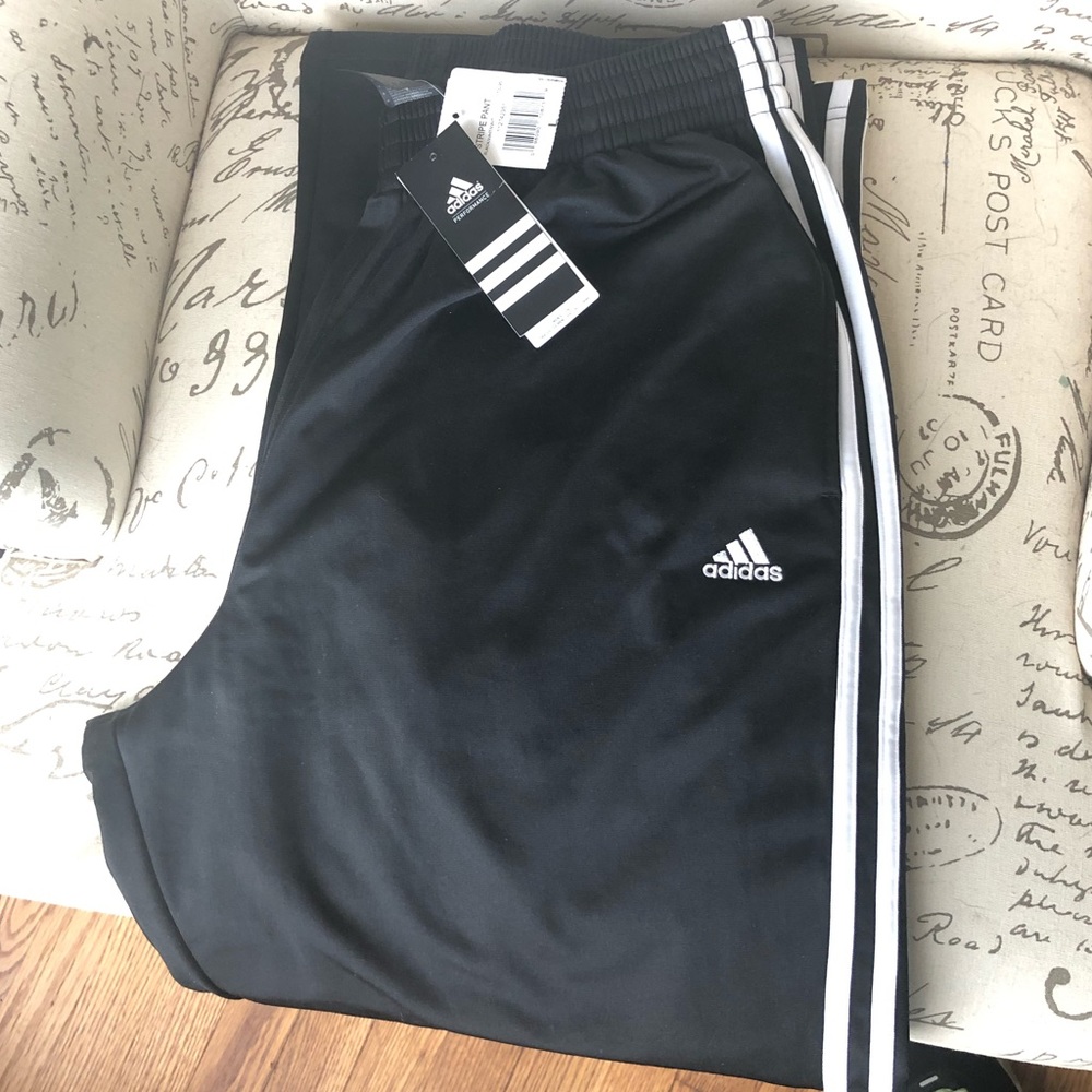 Adidas... 3 Stripe classic pants